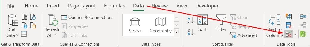 vị trí Data Validation trên thẻ Data